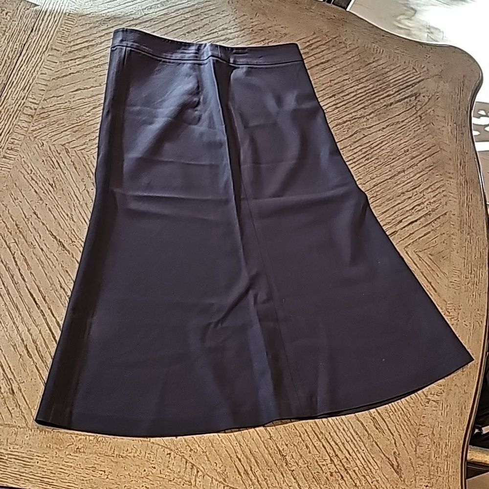 Dark brown a line skirt size 2 Theory